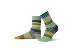 SS00000-154: Aloe Adult Mis-matched Socks - Medium 6-8
